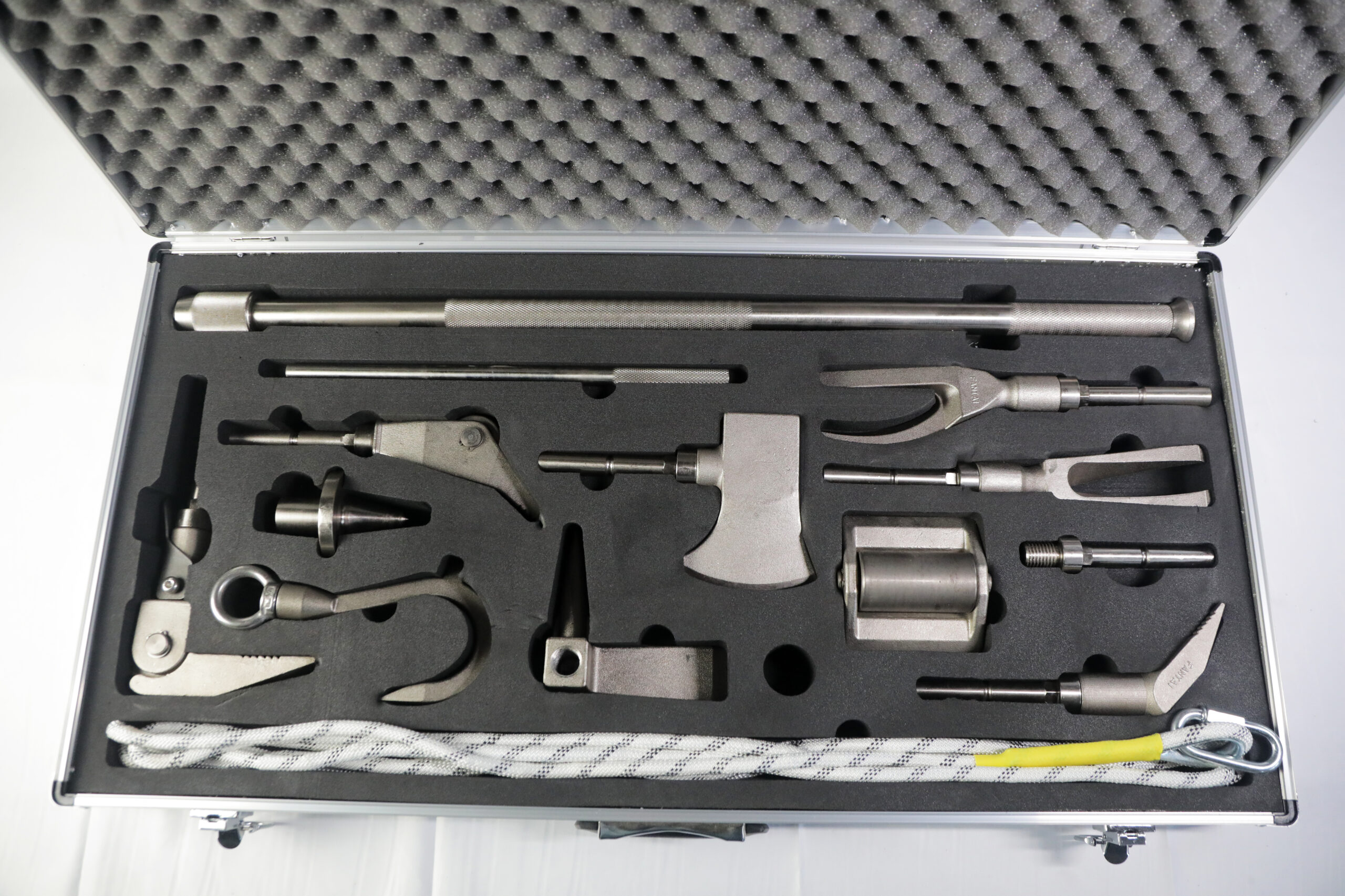 Emergency Rescue Tool Kit (15 Pc. Set)